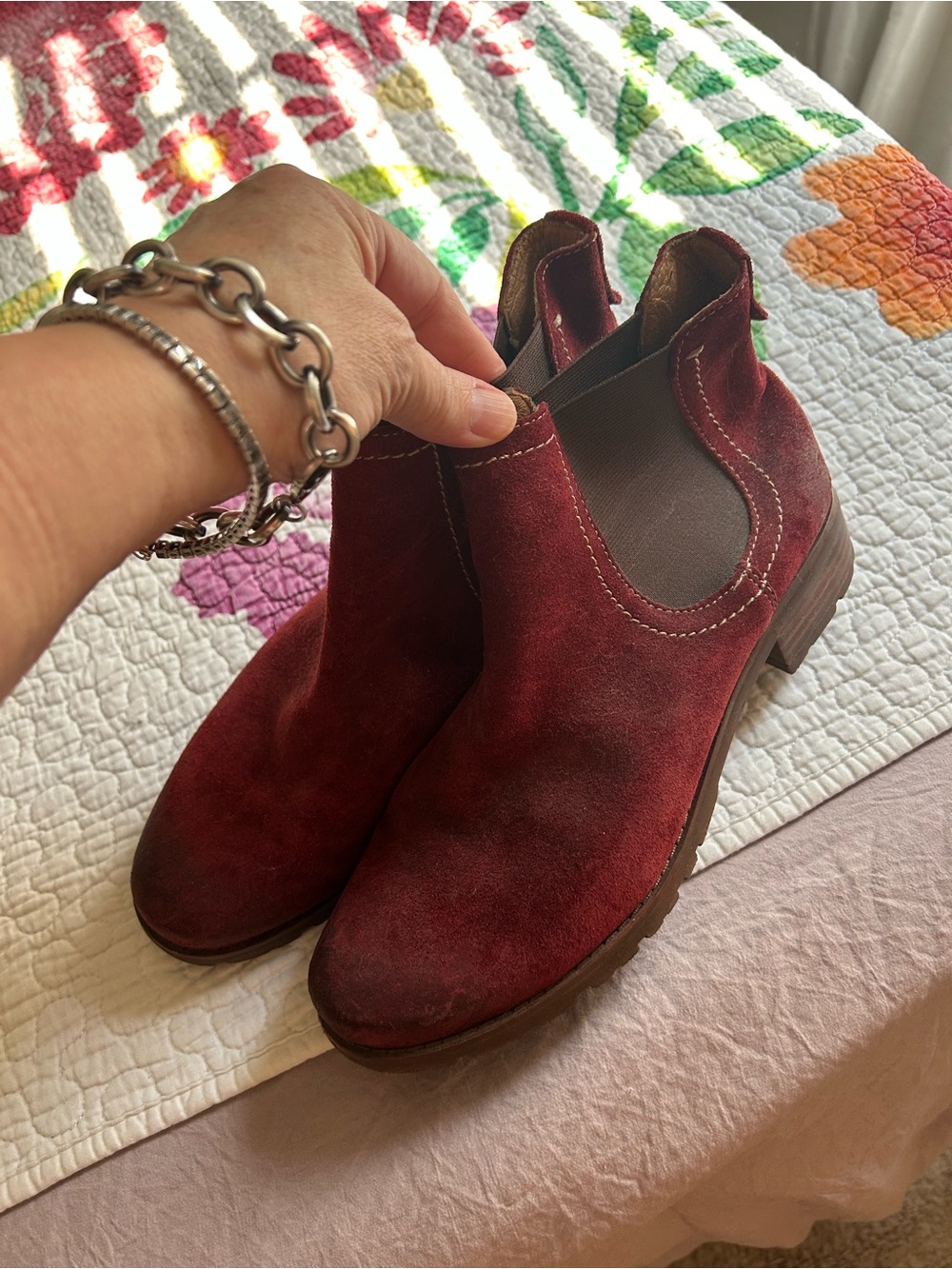 SOFFT Women's Burgundy Suede Chelsea Booties